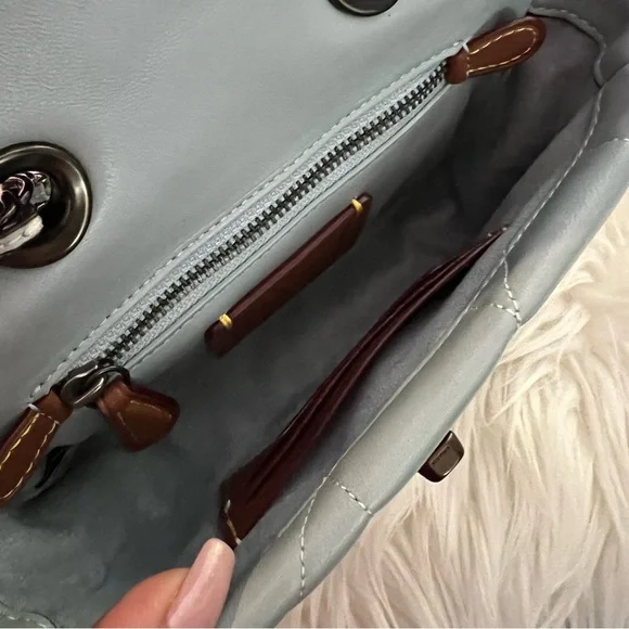 CA086 - Coach Pillow Madison Shoulder Bag 18 with Quilting - Picture 9 of 13